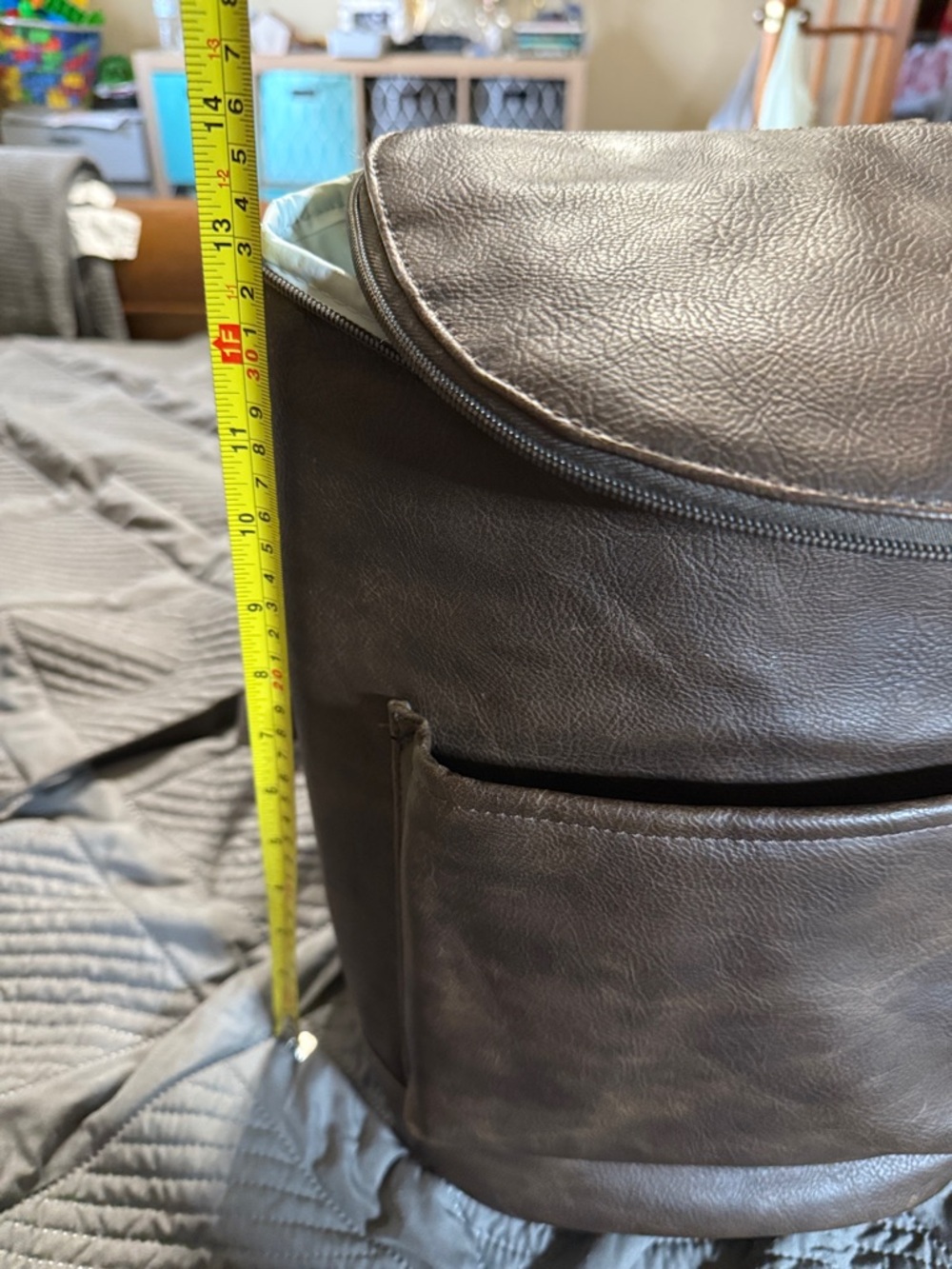 thirty-one Brown Faux Leather backpack cooler Great condition - Picture 9 of 12